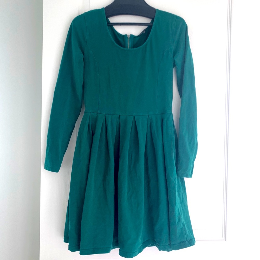 Aritzia Talula Green Long Sleeve Mini Dress